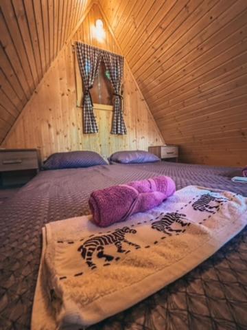 Отель Glamping Krn Кобарид Экстерьер фото