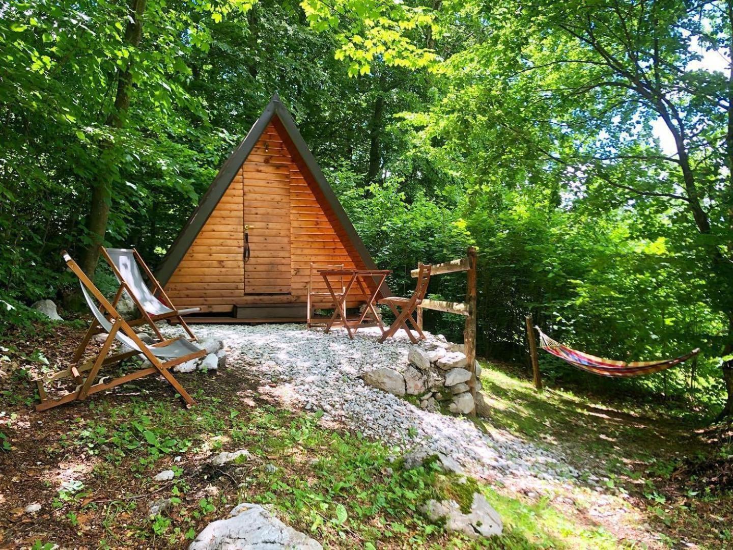 Отель Glamping Krn Кобарид Экстерьер фото