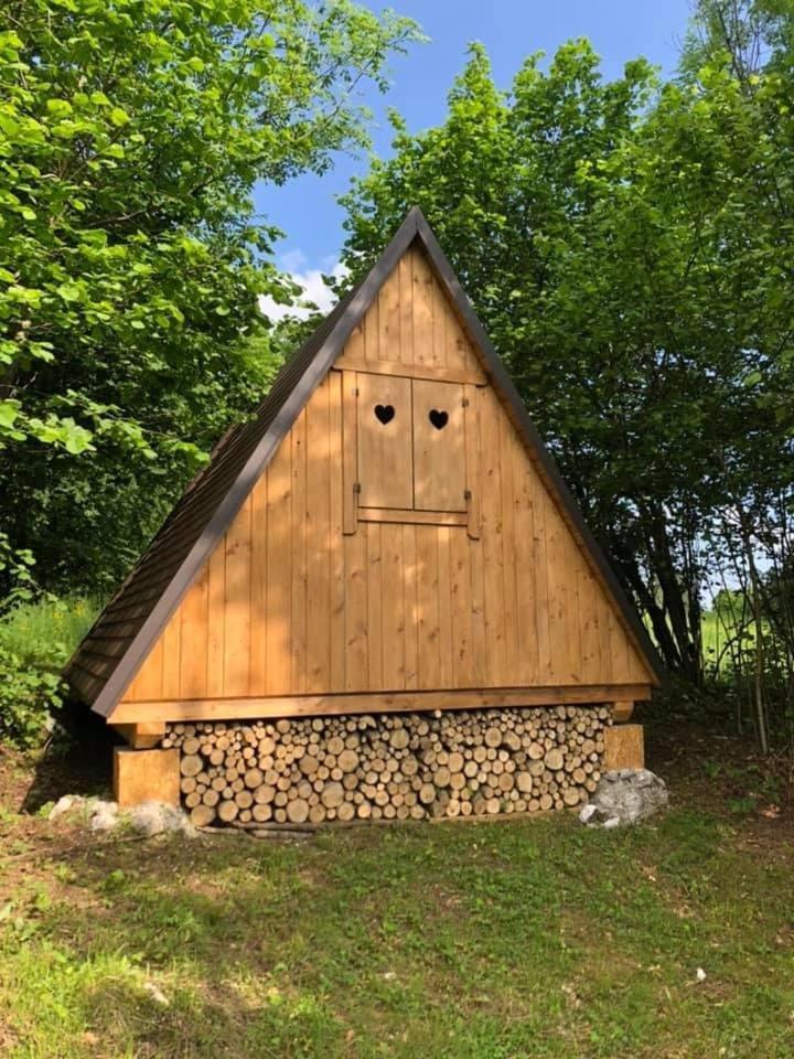 Отель Glamping Krn Кобарид Экстерьер фото